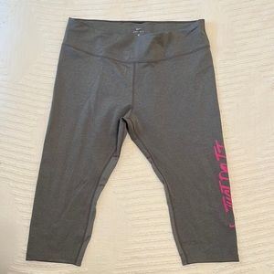 Gray Nike Dri-Fit leggings